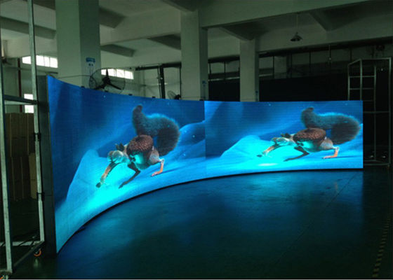 High Resolution P5 Curved LED Screen Full Color SMD 3 In 1 For Stange / Concert