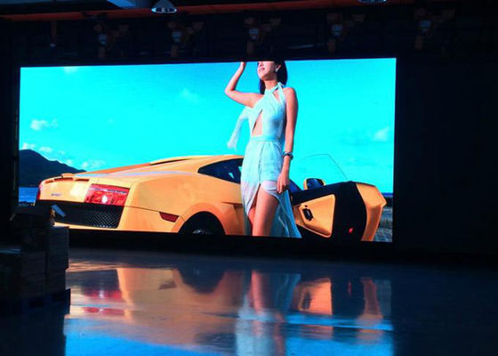 10mm Pixels Outdoor LED Display Screen Modular Design For Shopping Mall