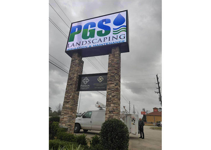 Outdoor Front Service LED Display Billboard 10mm Pixel Pitch 10000nits Brightness