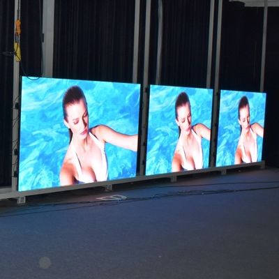 Aluminum P5 SMD2727 26W Indoor Full Color LED Display